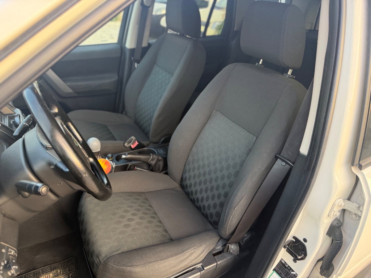 Land Rover Freelander 2.2 TD4 S.W. E (20)