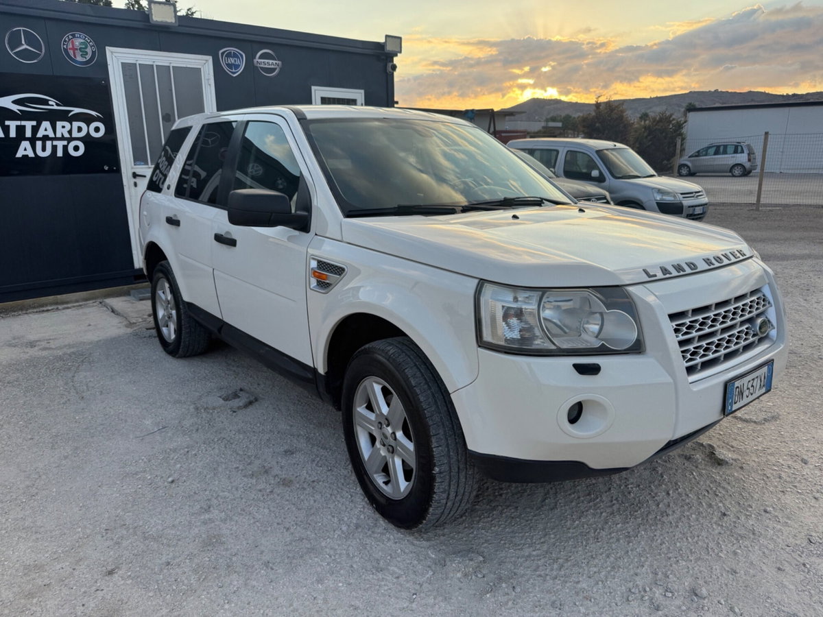 Land Rover Freelander 2.2 TD4 S.W. E (3)