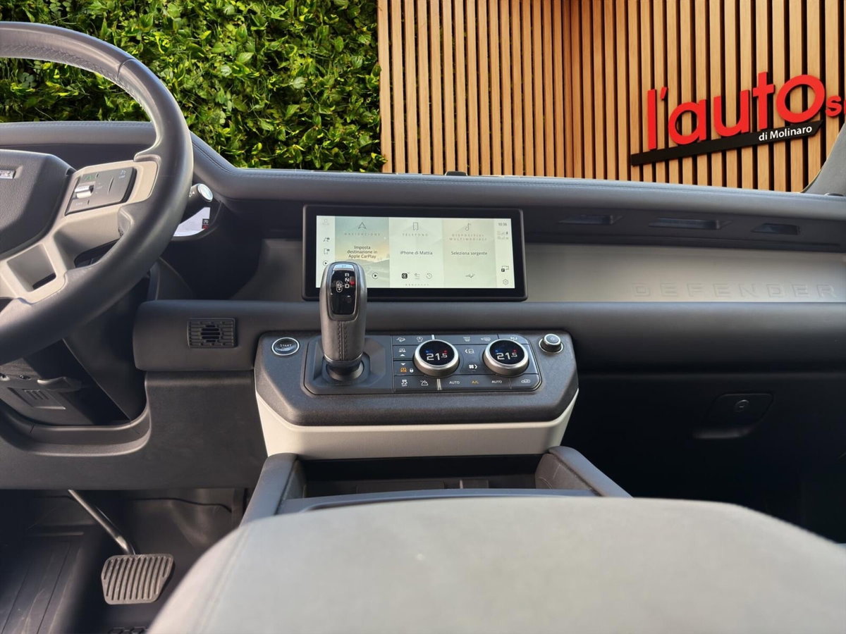 Land Rover Defender 110 3.0d i6 mhev X-Dynamic SE awd 200cv auto (16)