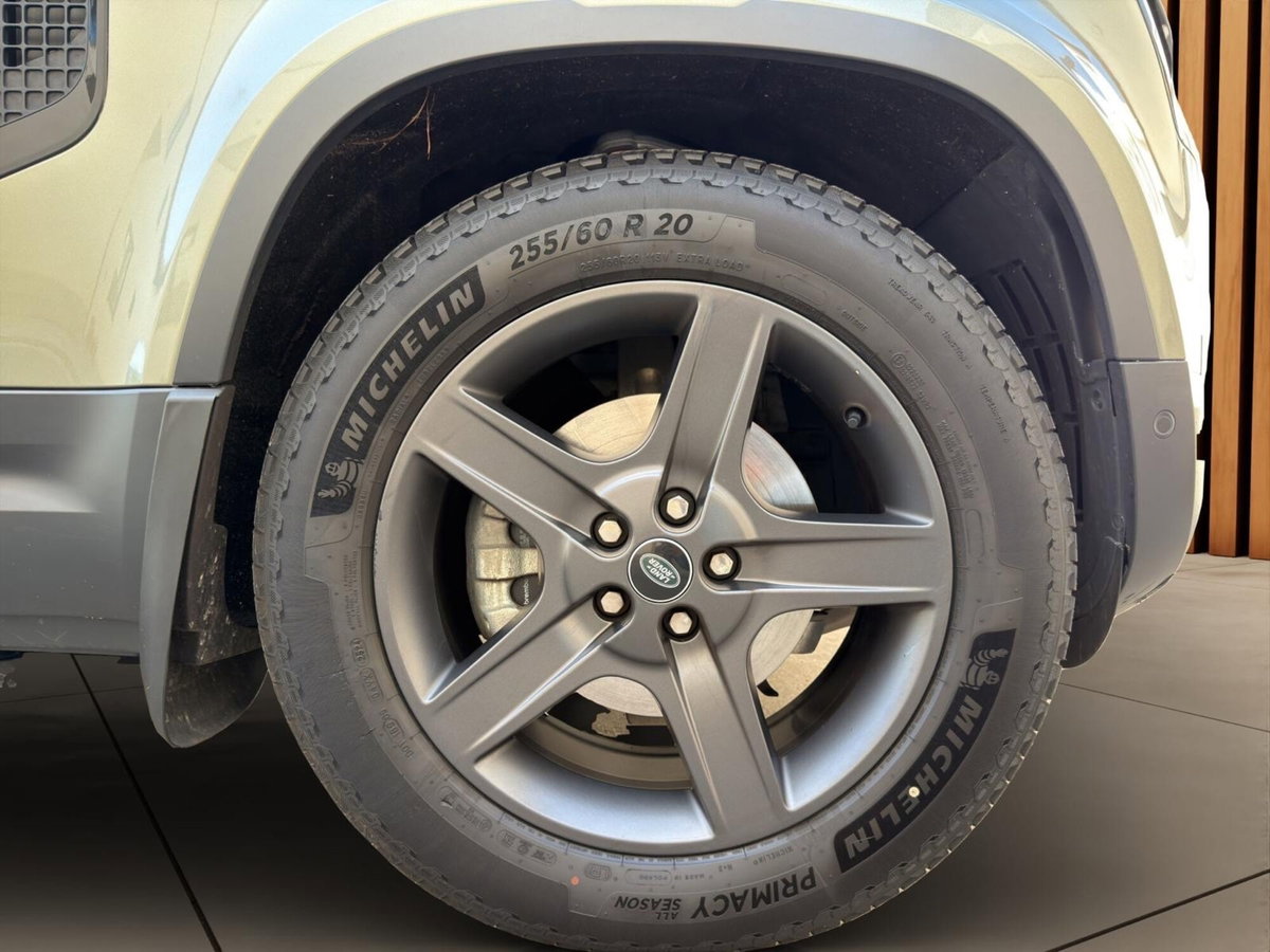Land Rover Defender 110 3.0d i6 mhev X-Dynamic SE awd 200cv auto (9)