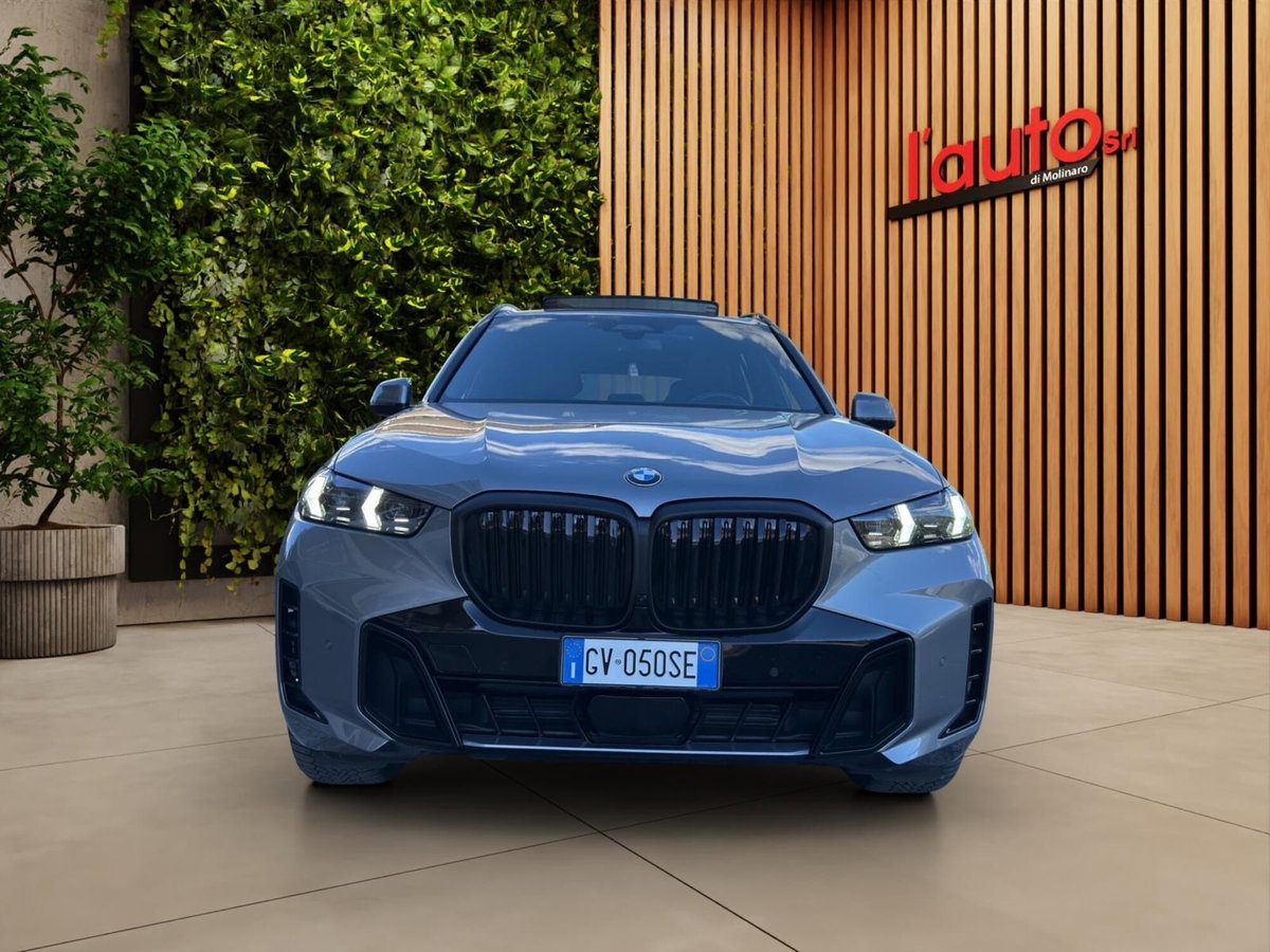 BMW X5 xDrive30d 48V Msport (2)