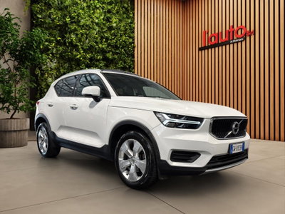 Volvo XC40 D3 AWD Geartronic Momentum (3)