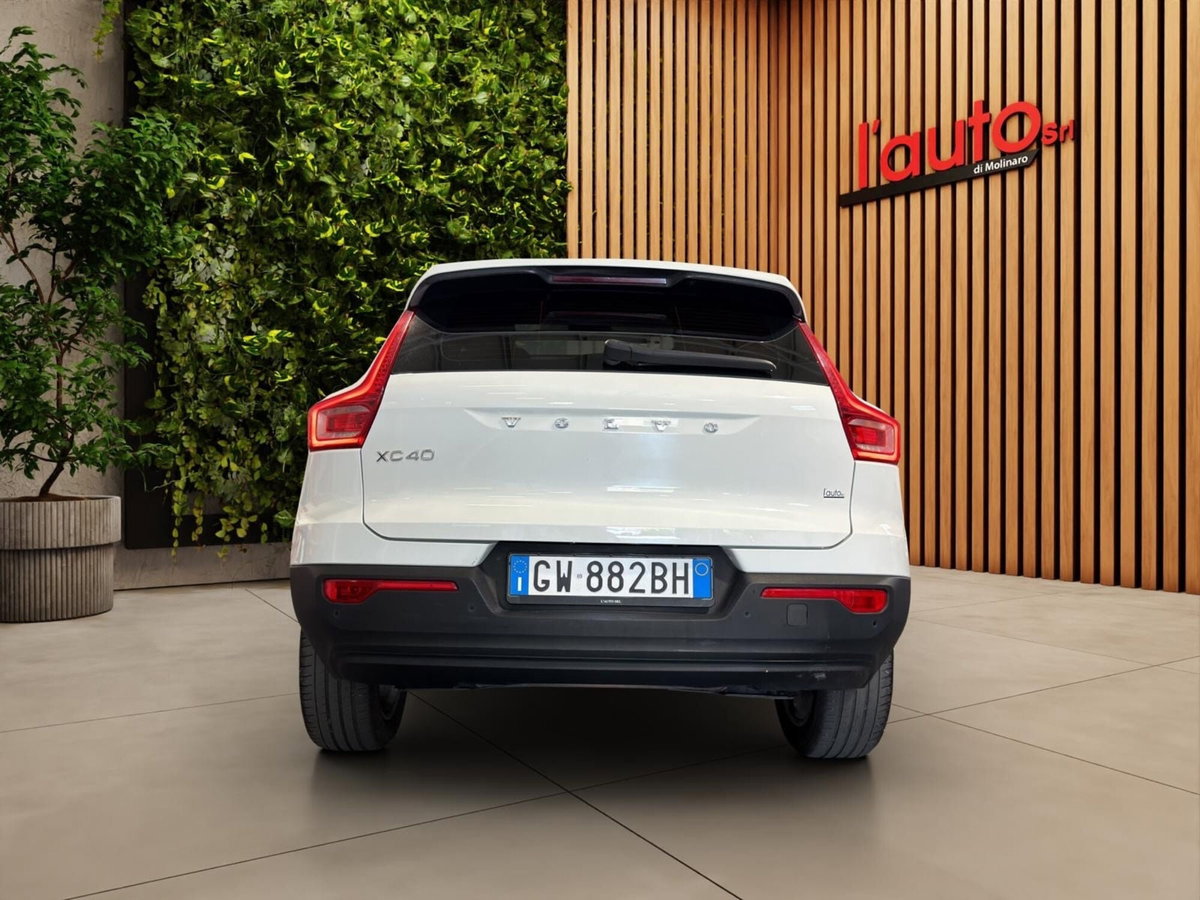 Volvo XC40 D3 AWD Geartronic Momentum (6)