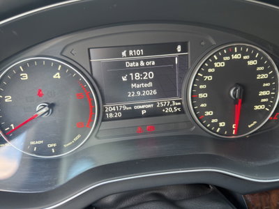 Audi Q5 2.0 TDI 190 CV quattro S tronic Business Sport (13)
