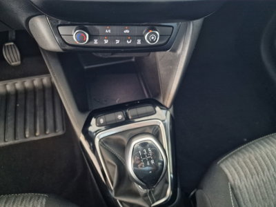 Opel Corsa 1.2 Edition (9)