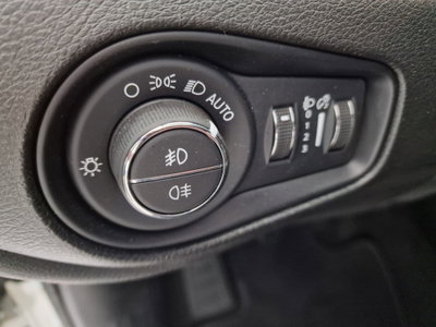 Jeep Renegade 1.6 Mjt 130 CV Limited (13)
