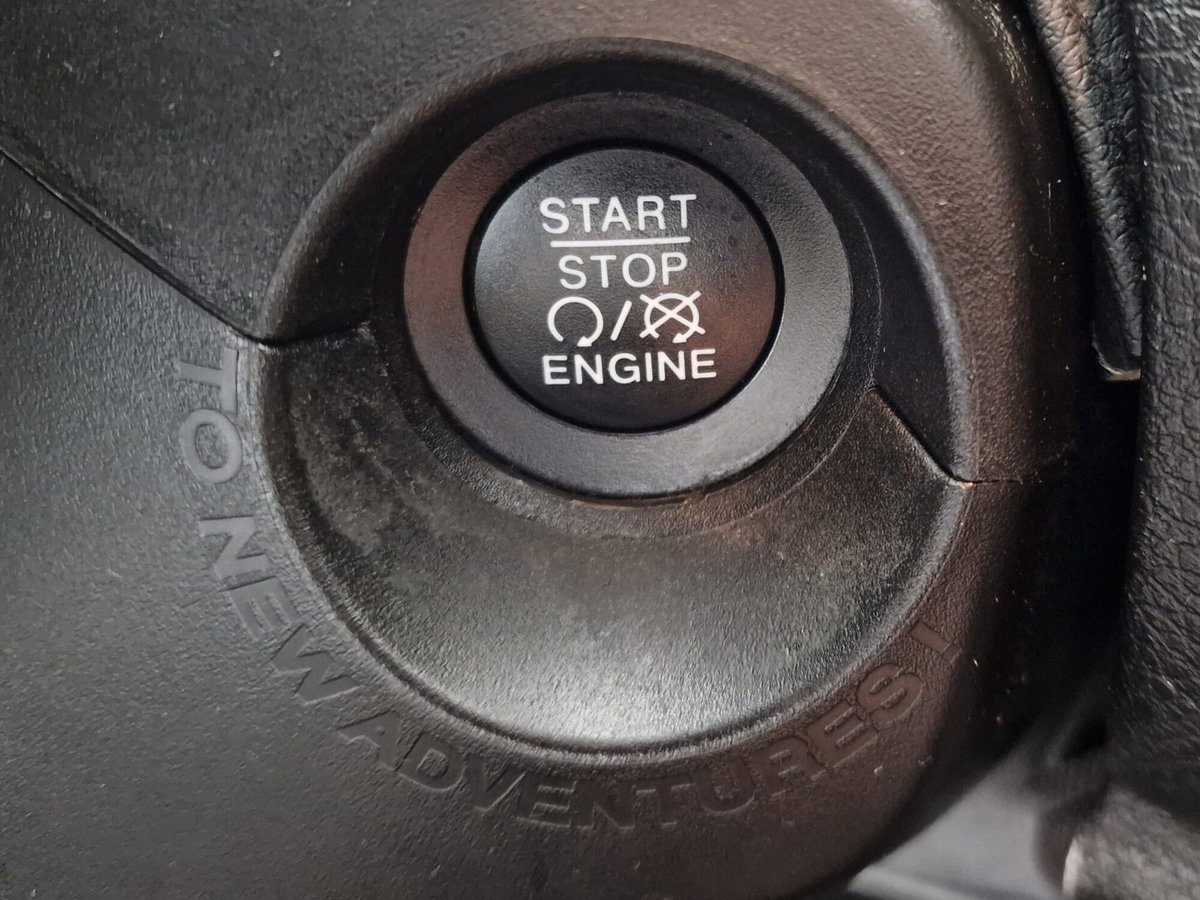 Jeep Renegade 1.3 T4 190CV PHEV 4xe AT6 Limited (11)