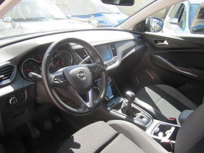 Opel Grandland X 1.6 diesel Ecotec Start&Stop Innovation (17)