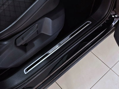 Volkswagen Tiguan 2.0 TDI 150 CV SCR DSG 4MOTION R-Line (17)