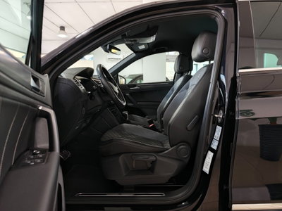 Volkswagen Tiguan 2.0 TDI 150 CV SCR DSG 4MOTION R-Line (9)