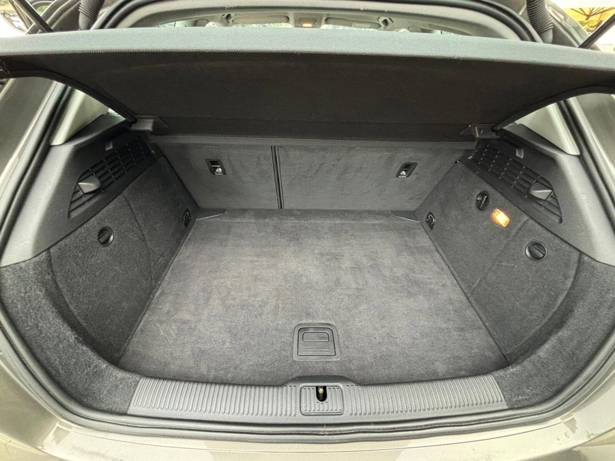 Audi A3 2.0 TDI Ambition (14)