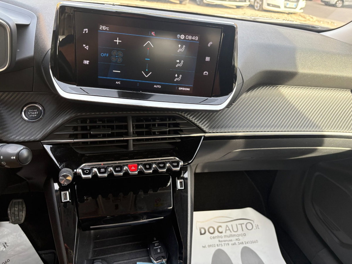 Peugeot 2008 BlueHDi 100 S&S Allure (11)