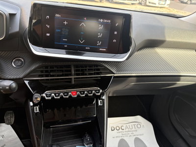 Peugeot 2008 BlueHDi 100 S&S Allure (11)