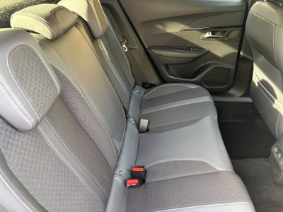 Peugeot 2008 BlueHDi 100 S&S Allure (9)