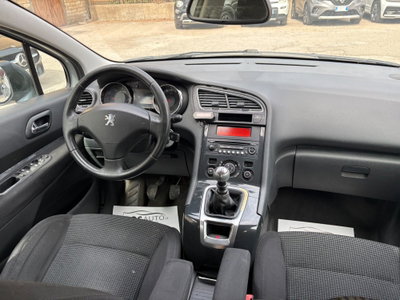Peugeot 5008 1.6 HDi 112CV Premium (10)