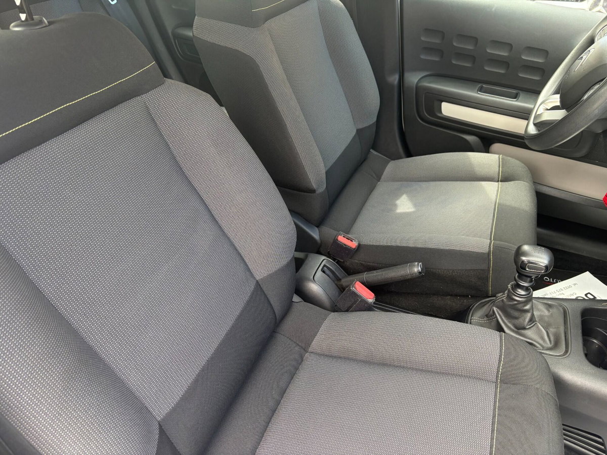 Citroen C3 BlueHDi 100 S&S Feel (8)