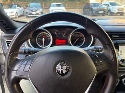 Alfa Romeo Giulietta 2.0 JTDm Super 175cv tct (14)