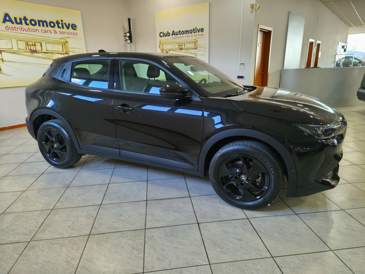 Alfa Romeo Junior 1.2 ibrida 145cv edct6