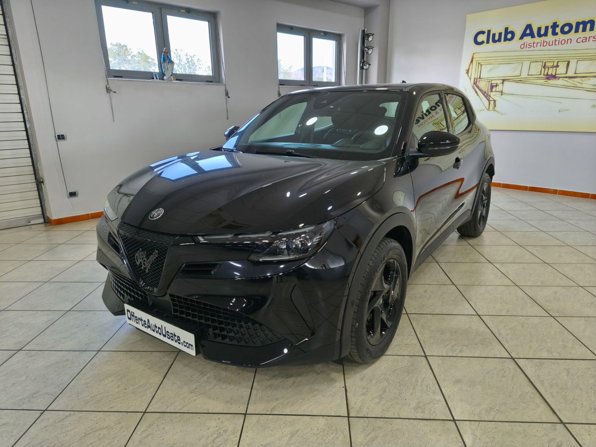 Alfa Romeo Junior 1.2 ibrida 145cv edct6 (3)