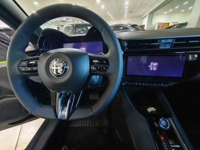 Alfa Romeo Junior 1.2 ibrida 145cv edct6 (8)