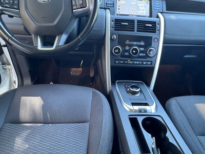 Land Rover Discovery Sport 2.0 TD4 150 CV HSE Luxury (17)