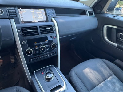 Land Rover Discovery Sport 2.0 TD4 150 CV HSE Luxury (18)