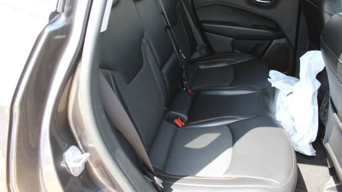 Jeep Compass 2.0 Multijet II aut. 4WD Limited (11)