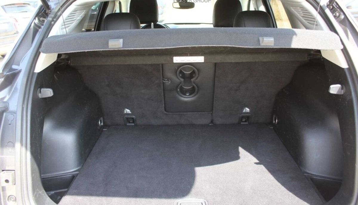 Jeep Compass 2.0 Multijet II aut. 4WD Limited (9)