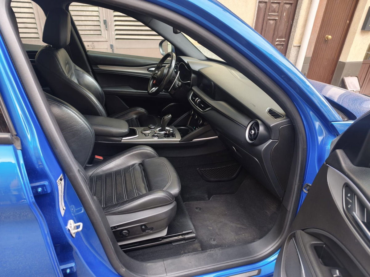 Alfa Romeo Stelvio Stelvio 2.2 Turbodiesel 210 CV AT8 Q4 Veloce (7)