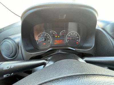 Fiat Qubo 1.3 MJT 75 CV Trekking (13)