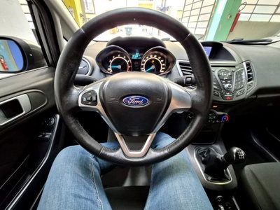 Ford Fiesta 1.4 5p. Bz.- GPL Titanium (19)