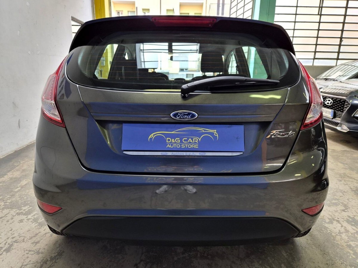 Ford Fiesta 1.4 5p. Bz.- GPL Titanium (5)