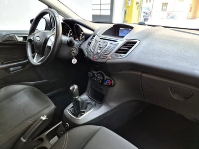 Ford Fiesta 1.4 5p. Bz.- GPL Titanium (7)