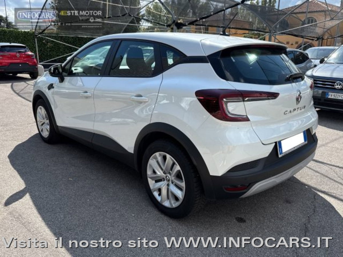 Renault Captur Full Hybrid E-Tech 145 CV Equilibre (2)