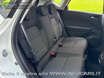 Renault Captur Full Hybrid E-Tech 145 CV Equilibre (8)