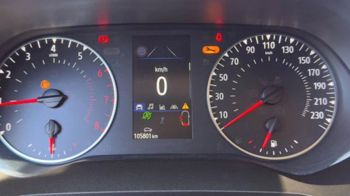 Renault Captur TCe 100 CV GPL FAP Zen (14)