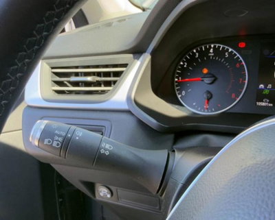 Renault Captur TCe 100 CV GPL FAP Zen (18)