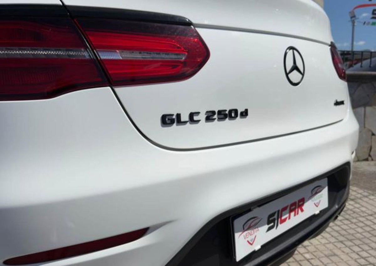 Mercedes-Benz GLC Coupé 250 d 4Matic Coupé Premium (9)