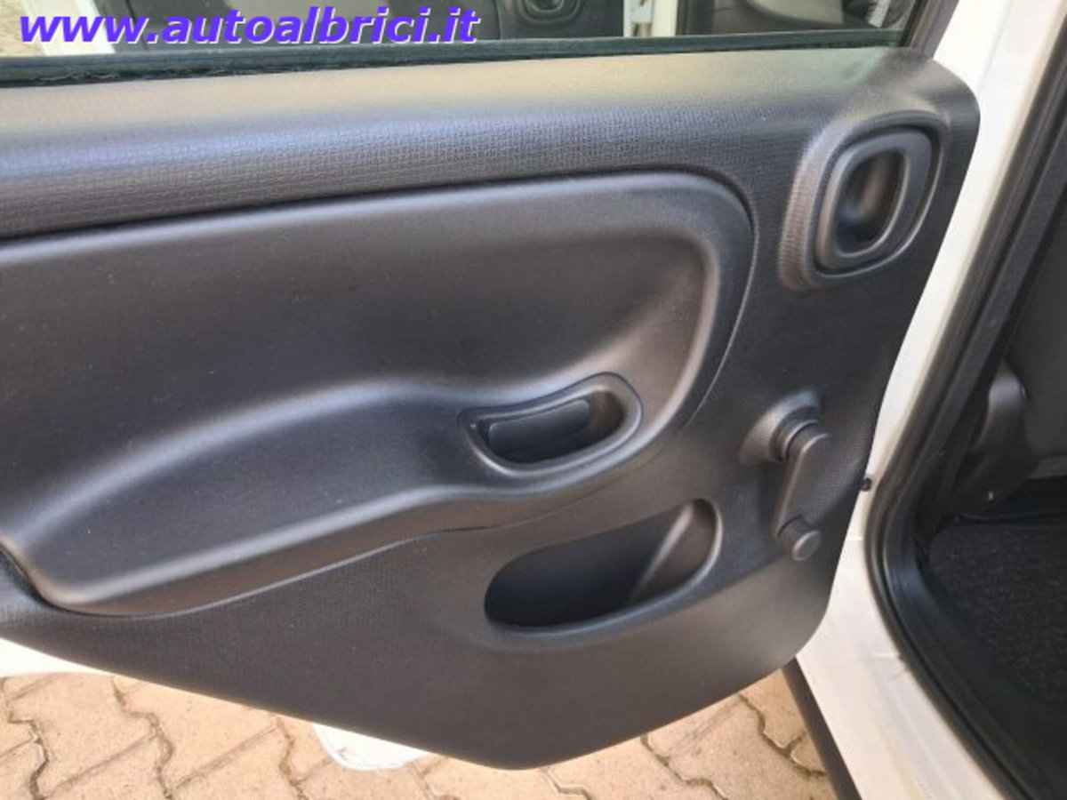 Fiat Panda 1.0 firefly hybrid s&s 70cv 5p.ti (15)