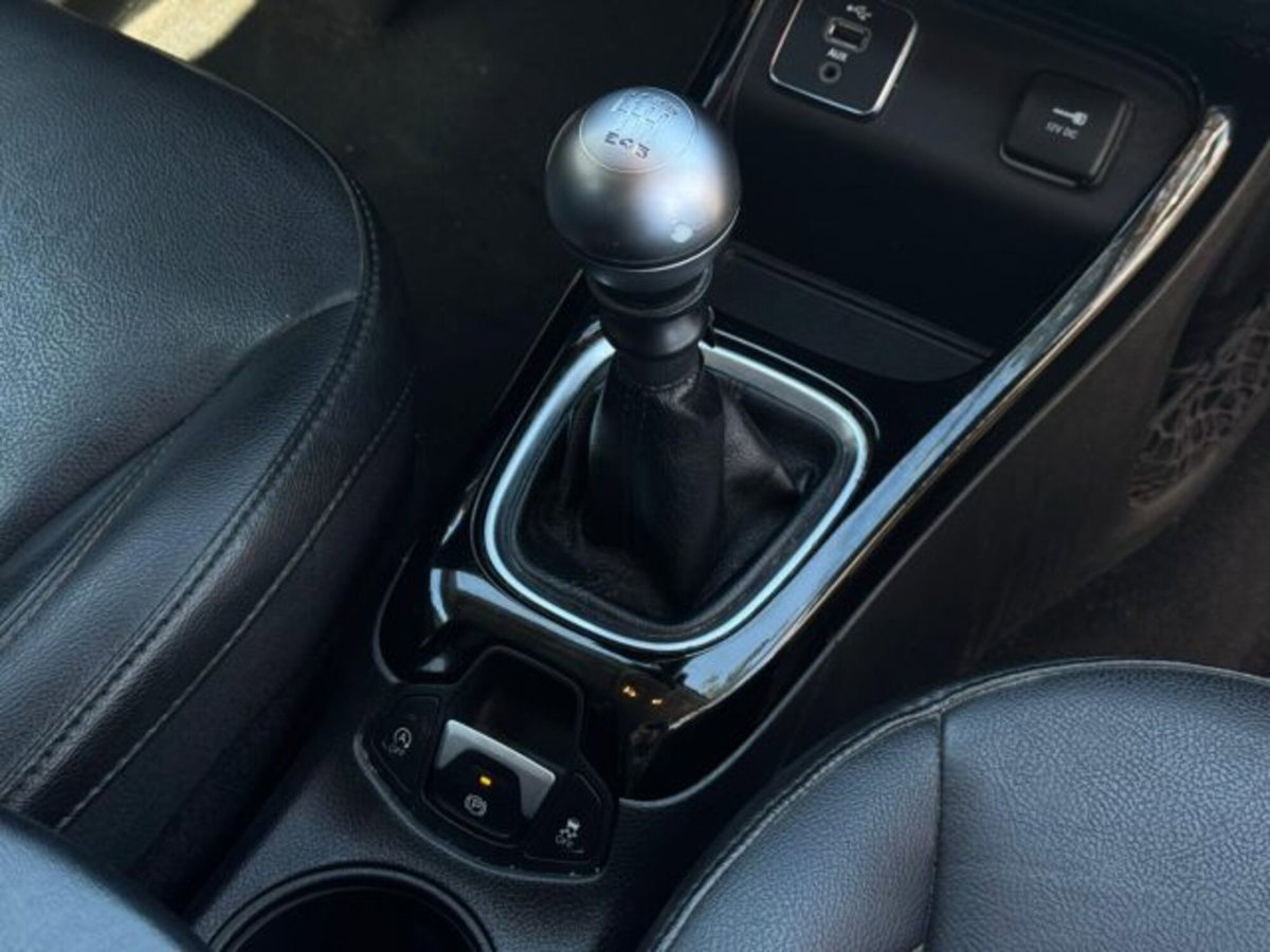 Jeep Compass 1.4 MultiAir 2WD Limited (14)