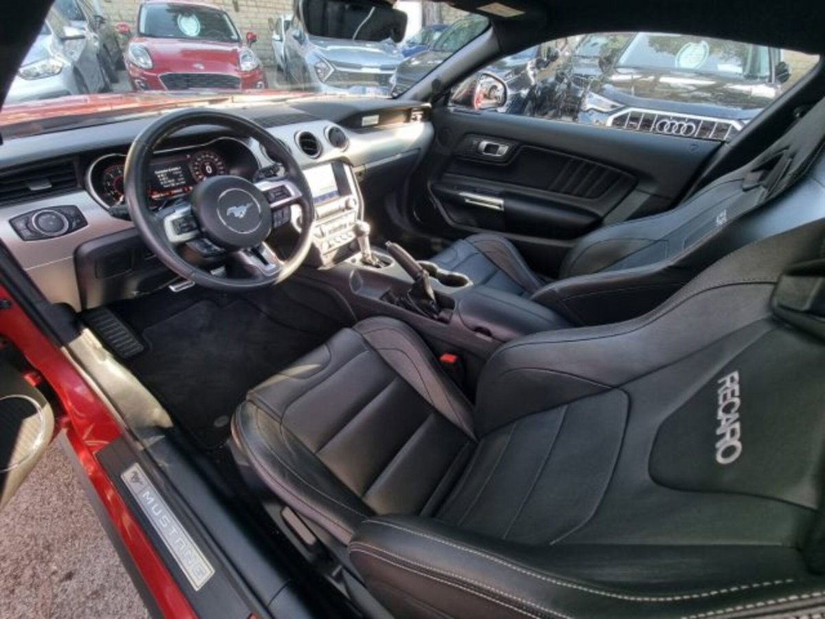 Ford Mustang Coupé Fastback 5.0 V8 aut. GT (11)