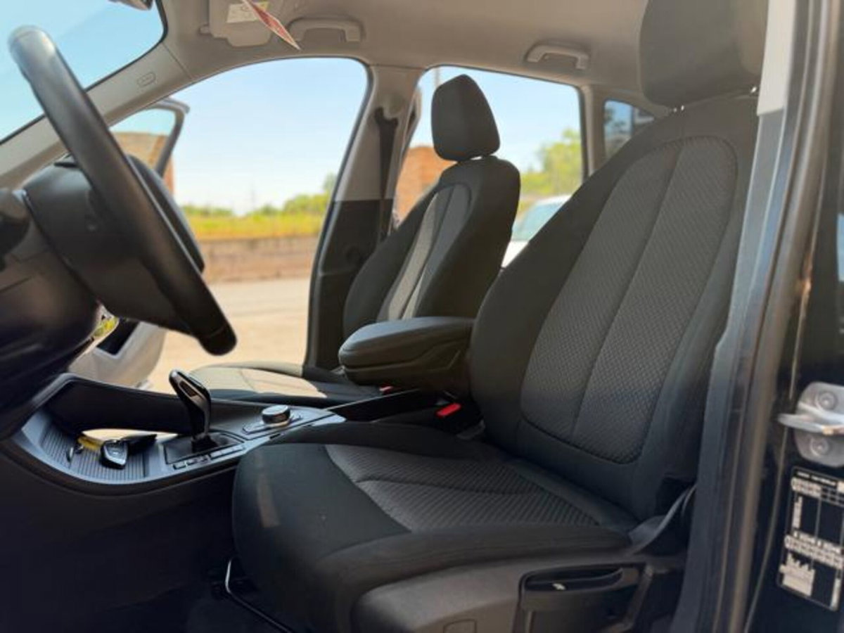 BMW X1 sDrive18d Business Advantage (13)