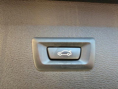 BMW X1 sDrive18d Business Advantage (8)