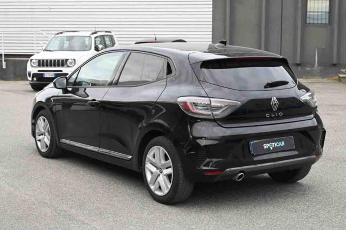 Renault Clio TCe 90 CV 5 porte Techno (4)