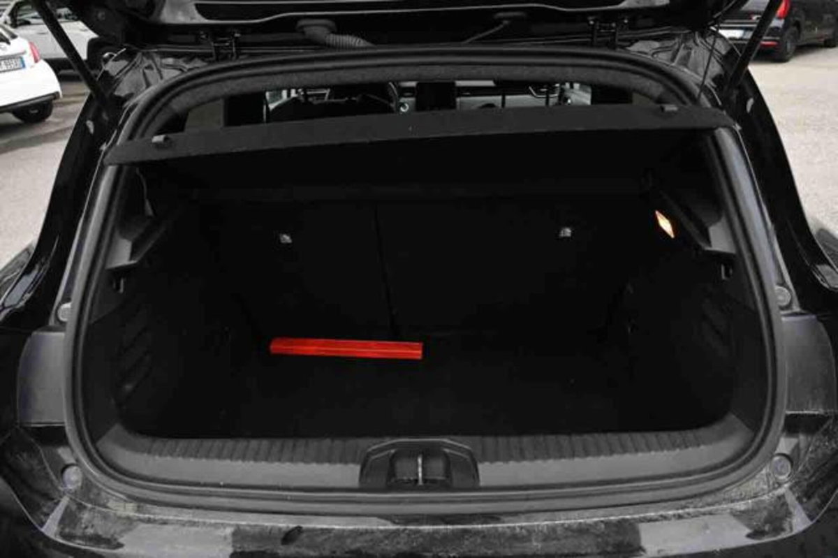 Renault Clio TCe 90 CV 5 porte Techno (5)