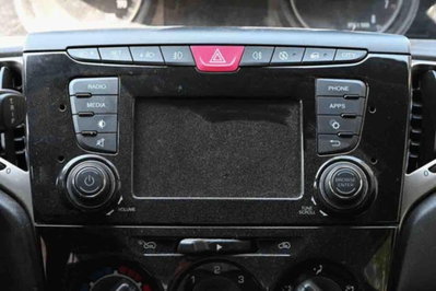 Lancia Ypsilon 1.0 FireFly 5 porte S&S Hybrid Gold Plus (12)