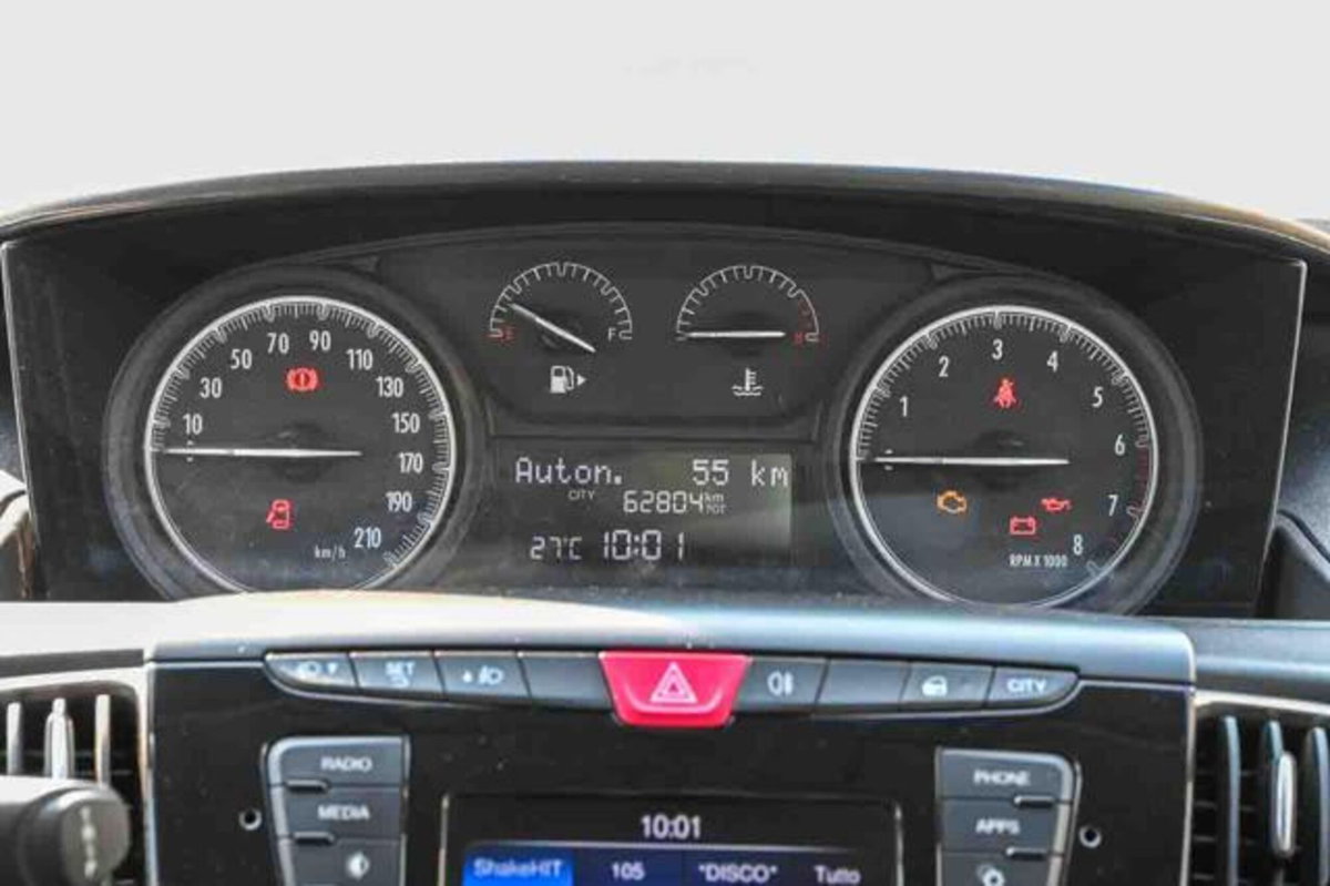 Lancia Ypsilon 1.2 69 CV 5 porte Gold (13)