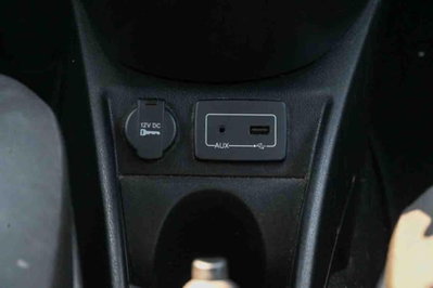 Lancia Ypsilon 1.2 69 CV 5 porte Gold (16)