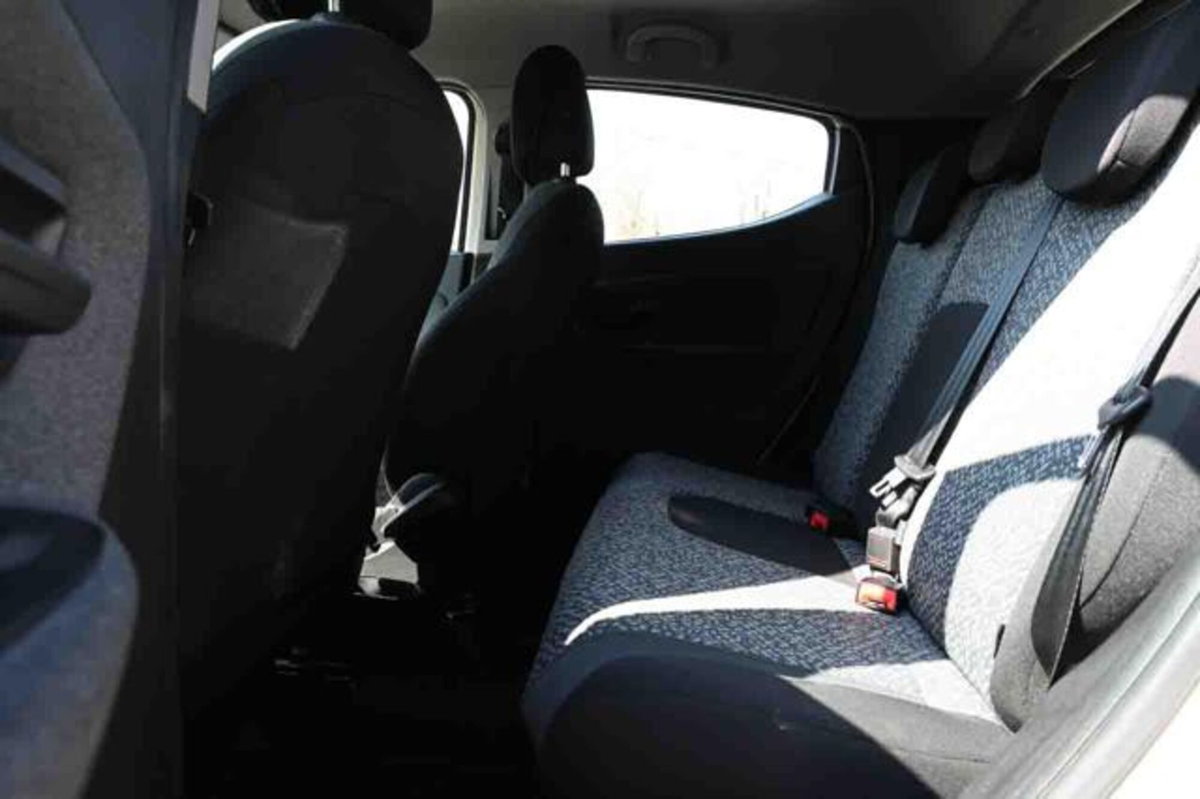 Lancia Ypsilon 1.0 FireFly 5 porte S&S Hybrid Ecochic Gold (11)