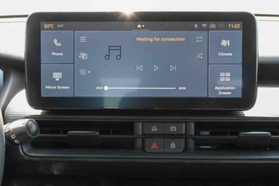 Jeep Avenger 1.2 turbo Altitude fwd 100cv (14)